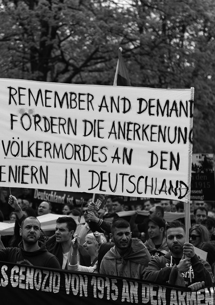 Demonstration 2015 in Berlin unter dem Motto „Gegen Vergessen. Für Anerkennung!“ (Foto: dpa)